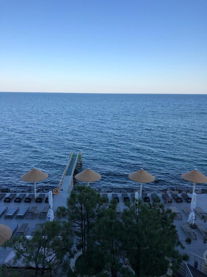Maristella Marine Residense Hotel Apartment Odesa Exterior photo